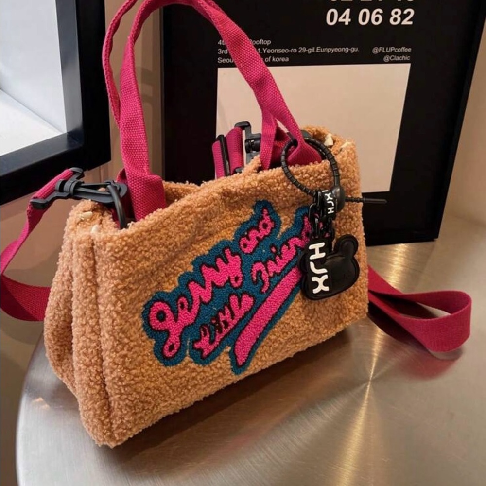Casual Simple Fashionable Multipurpose Large Capacity Shoulder Bag
